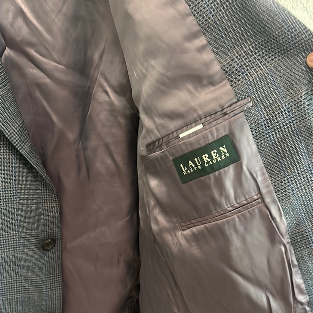 Ralph Lauren Men's Classic Gray Blazer - Picture 5 of 7